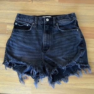 Abercrombie & Fitch curve love high rise mom short